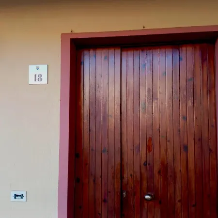 Nen's House